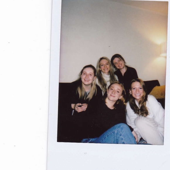 Meet your Posher, Audrey - Picture 4 of 7